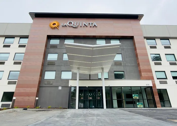 La Quinta By Wyndham Atlanta Roswell Hotel