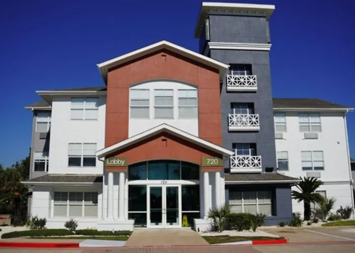 Candlewood Suites Houston Space Center - Webster