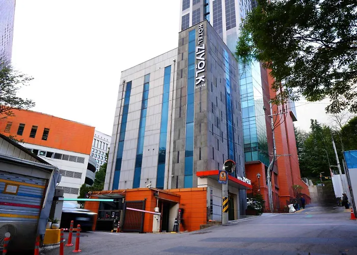 Ziyolk Seoul Station Hotel