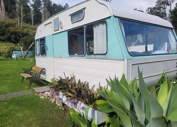 Dickson Holiday Park Thames