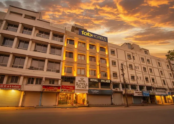 Fabhotel Royal Palace II Bhopal