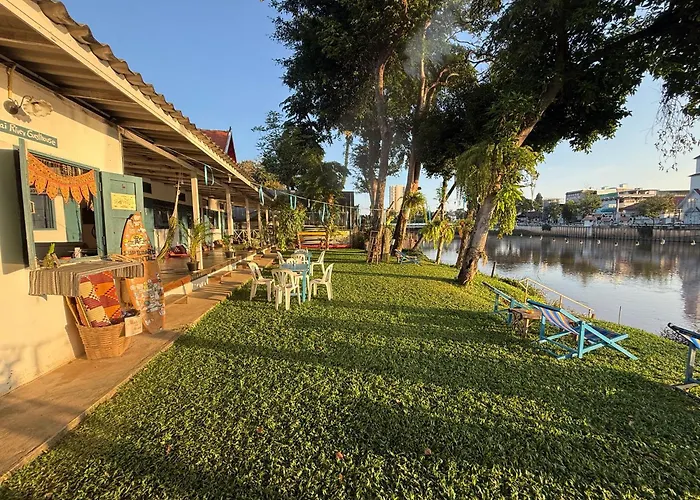 Ban Narai River Guesthouse Chiang Mai
