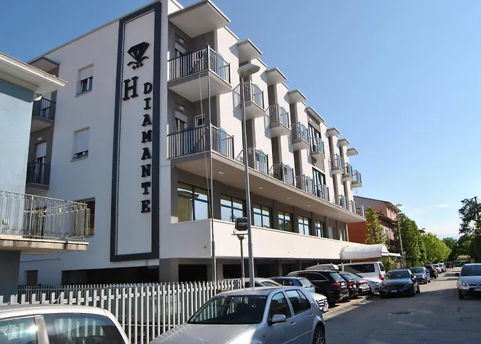 Hotel Diamante Colazione Xl Parcheggio Gratis A 5 Chilometri Da Rimini Fiera