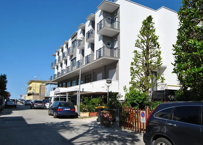 Hotel Diamante Colazione Xl Parcheggio Gratis A 5 Chilometri Da Rimini Fiera