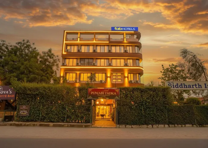 Fabhotel Siddharth Inn - Nr Siddharth Bunglows Gandhinagar