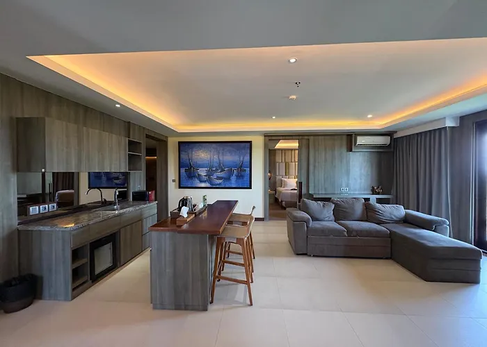 The Crystal Luxury Bay Resort Nusa Dua