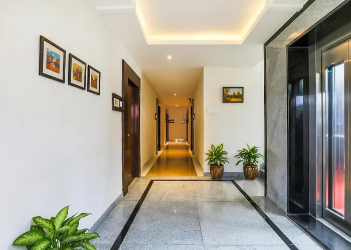 Fabhotel Rr Grand - Next To Trendset Mall Vijayawada