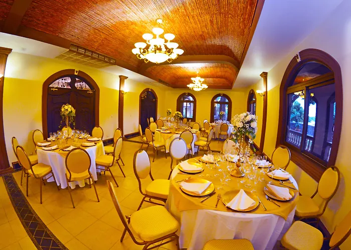 Hotel El Reith Lake Granada