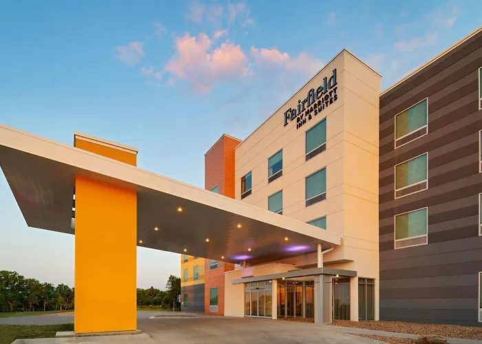 Fairfield Inn & Suites Lincoln Crete