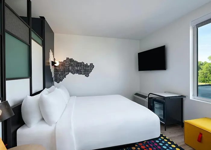 Aloft By Marriott Omaha West Hotel