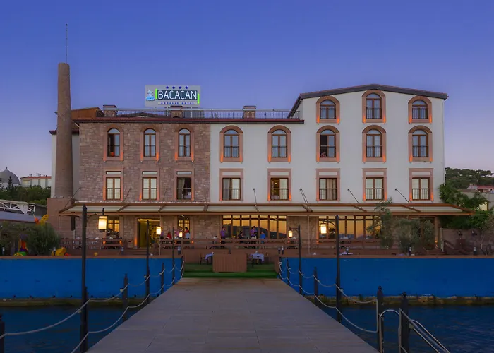 Bacacan Otel Ayvalı