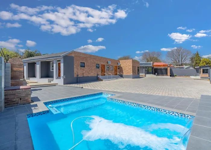 Kuhle Guesthouse Kempton Park
