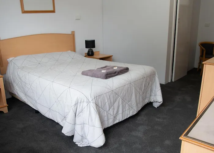 Sportsmans Arms Hotel Motel Deniliquin