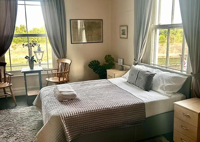 The Fox And Hounds Bed & Breakfast Surbiton