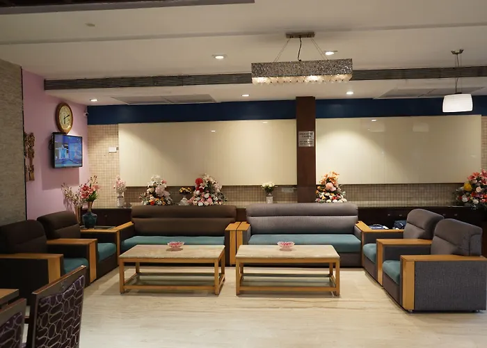 Collection O 2521 Hotel The Vinayak Gwalior