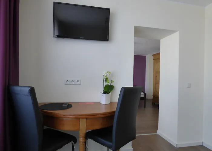 Apado-Hotel Garni Homburg 