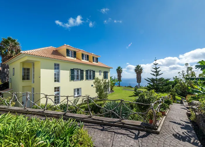 Quinta Alegre Hotel Calheta 