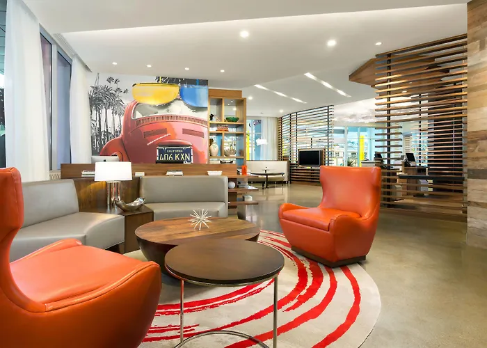Hotel Courtyard By Marriott Santa Mónica