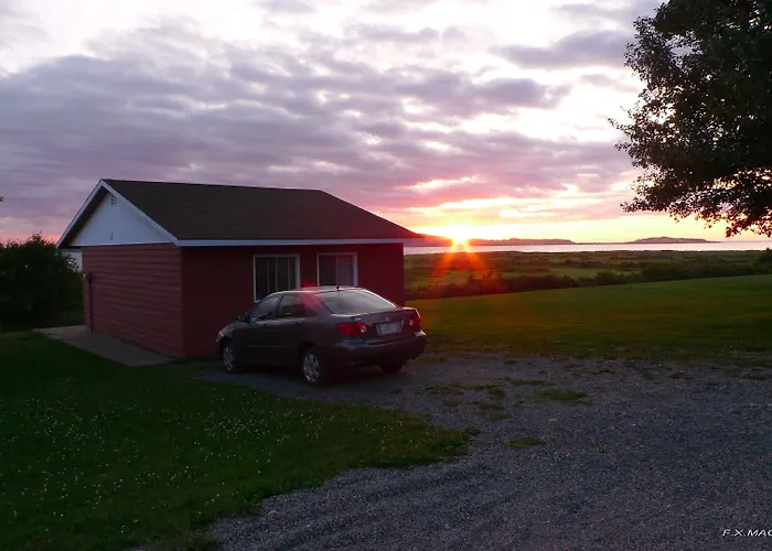 Lighthouse Cottages Port Hood