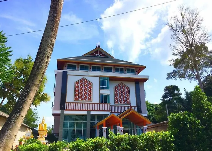 พีค บูทีค ซิตี้ โฮเทล กระบี่ Bed & Breakfast Krabi