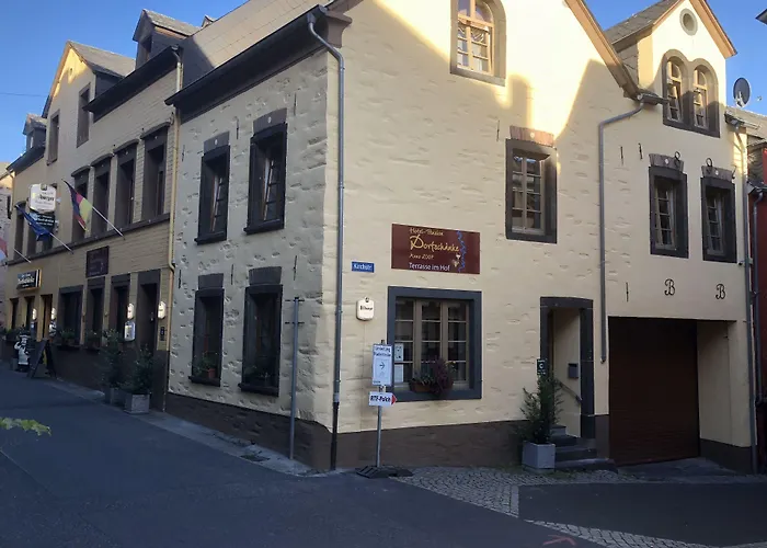 Hotel Zur Dorfschaenke Klotten
