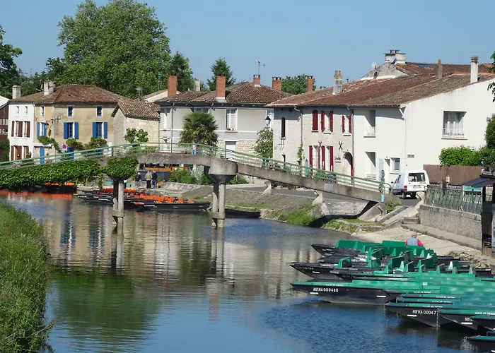 Hotel Au Marais Coulon