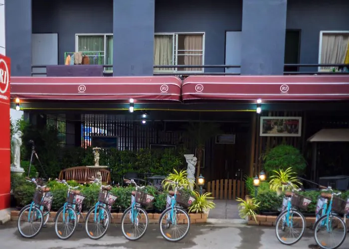 R1 Nimman Hotel Chiangmai เชียงใหม่