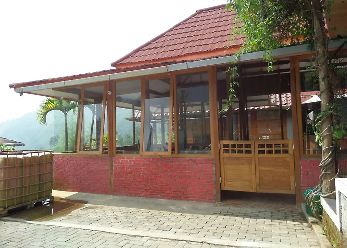 Istana Petani Hotel Bromo