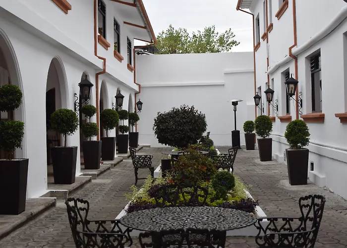Hotel Ambassador Quito