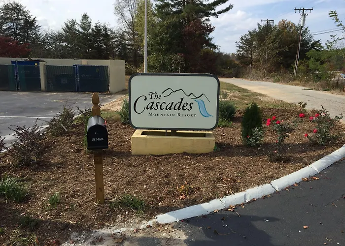 Cascades Mountain Resort, Ascend Hotel Collection Hendersonville