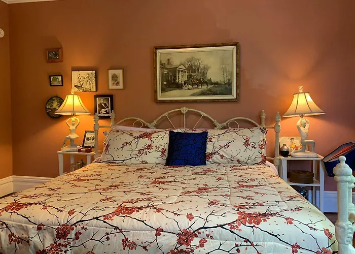 Inn Upon Moon River Plantation Chester