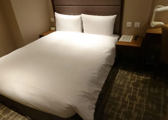 Orange Hotel - Wenhua, Chiayi