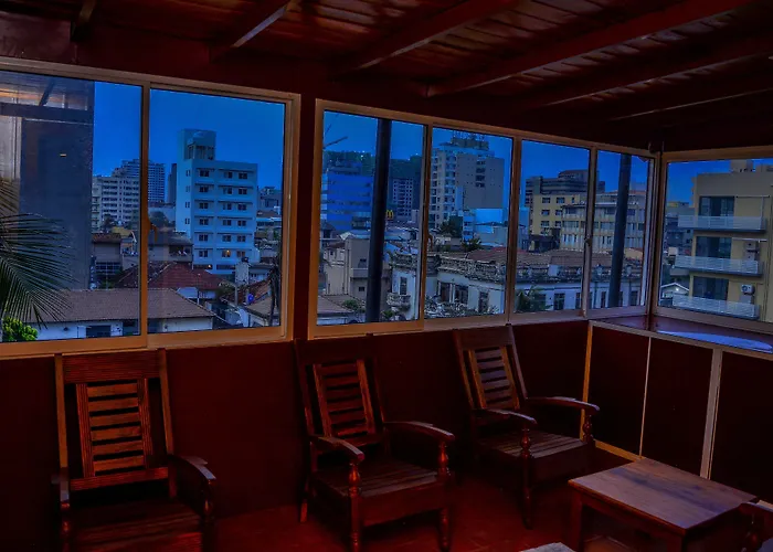 City Breeze By Amaranta Colombo