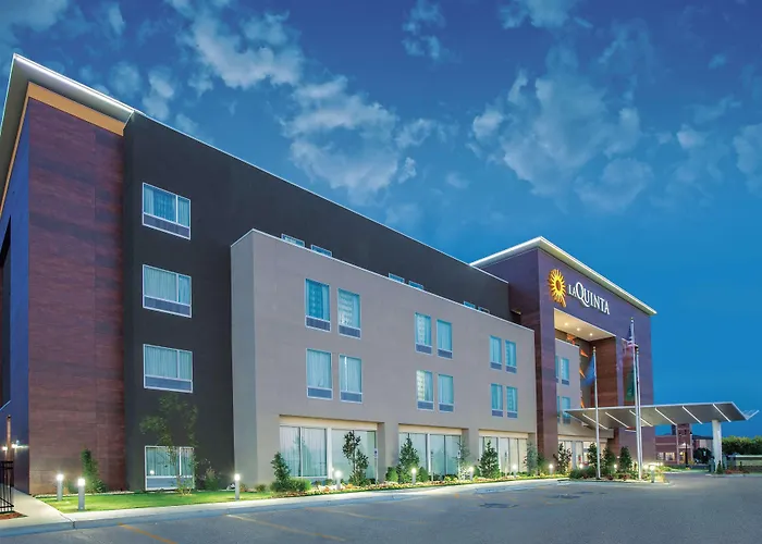 La Quinta By Wyndham Tulsa Broken Arrow Hotel