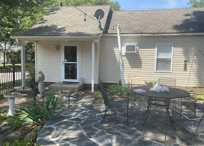 Janssen Park Place Bed & Breakfast Mena