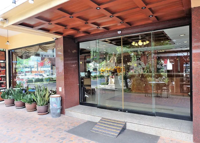 Silom Village Inn Bangkok