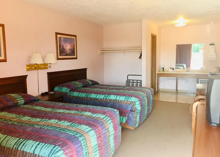 Mountain Country Motor Inn Branson West