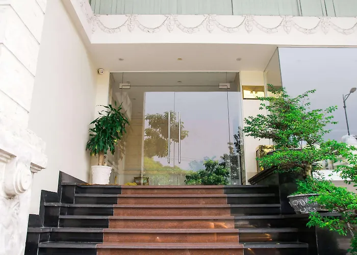 Sazi Erato Hotel - Free Airport & Breakfast Ho Chi Minh City