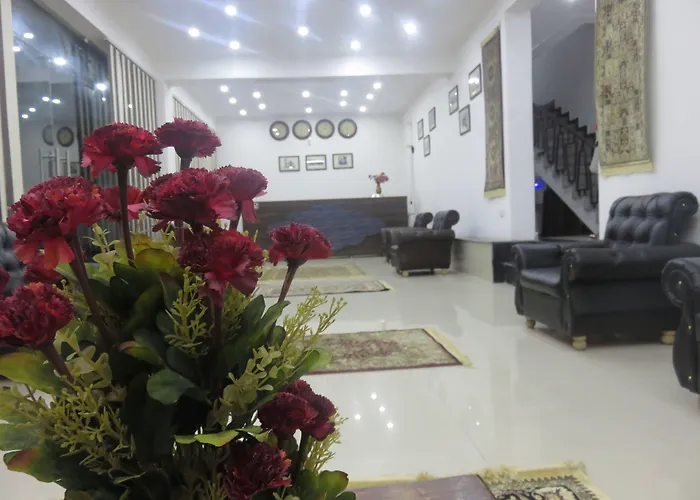 Hotel Ash Vale Srinagar 