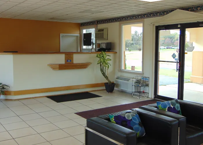Oceanside Lodge Marmora