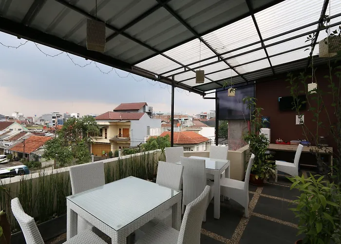 Bantal Guling Pasar Baru Hotel Bandung