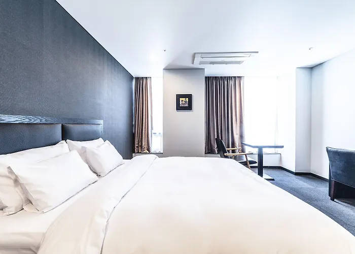 Gangneung Tourist Hotel