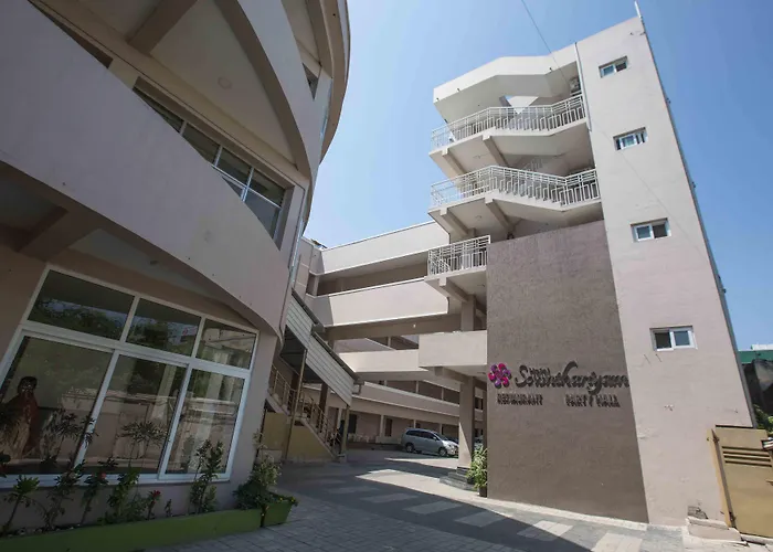 Hotel Sownthariyam Palni