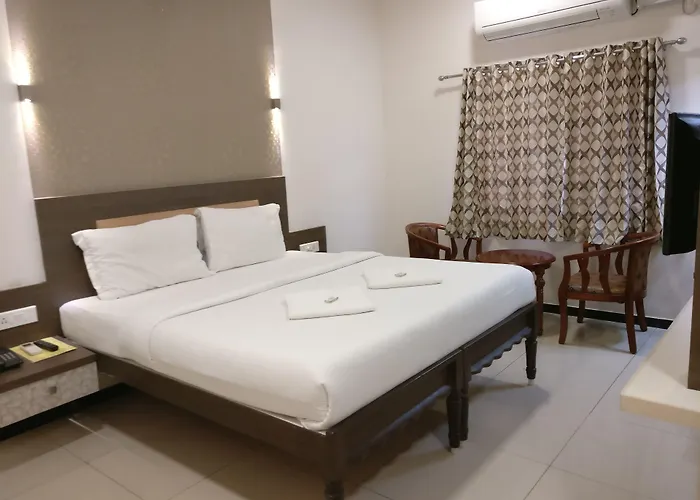 Hotel Sownthariyam Palni