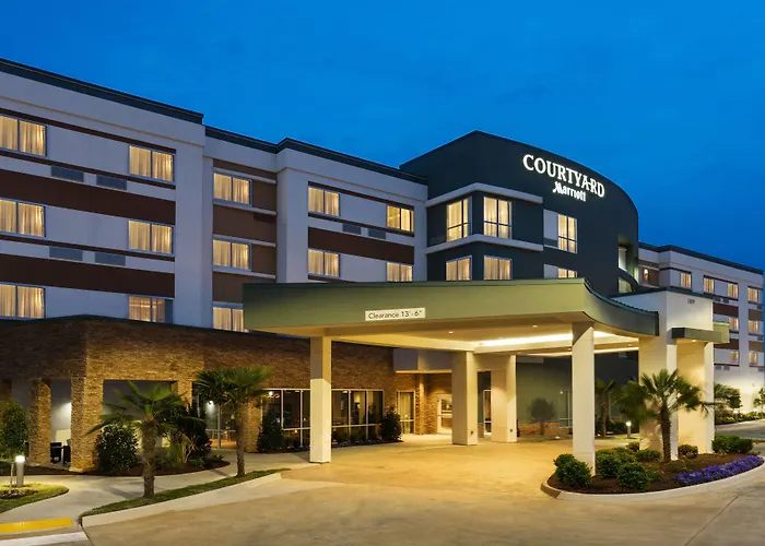 Courtyard By Marriott Ruston Hotel