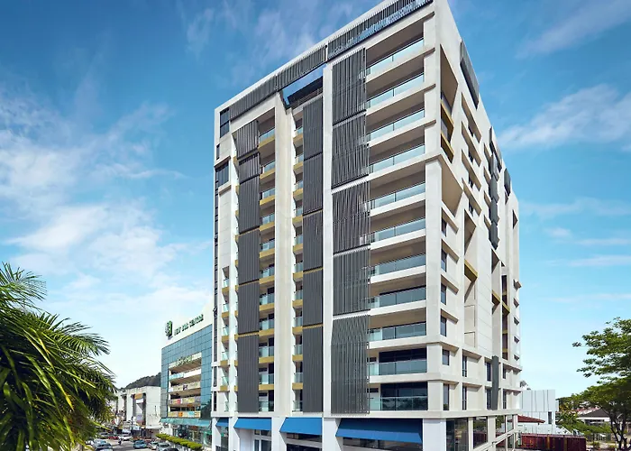 Tropics Eight Suites George Town