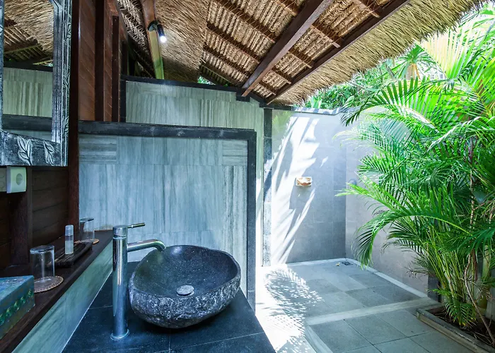 The Nichos Bungalows And Villas Nusa Lembongan