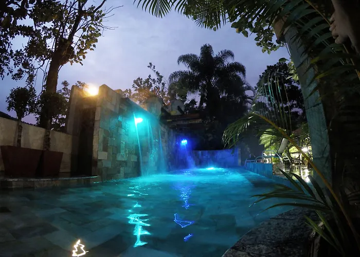 Paradise Hot Springs Thermal Resort La Fortuna