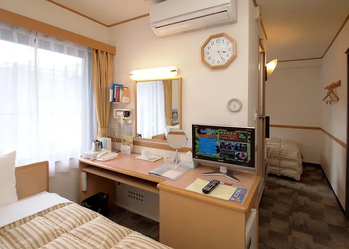 Toyoko Inn Kanazawa Kenrokuen Korimbo