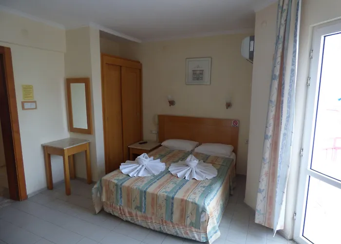 Avlu 4 Apart otel Marmaris